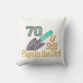 おもしろいのユーモアの彼女のための園芸第70誕生日プレゼント彼 クッション (正面)