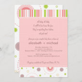 おもしろいの対の女の子はベビーシャワーの招待状をつなぎます 招待状 (正面/裏面)