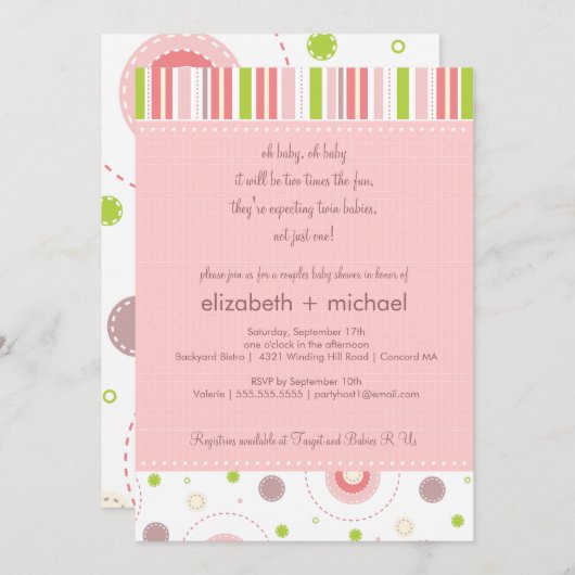 おもしろいの対の女の子はベビーシャワーの招待状をつなぎます 招待状 (正面/裏面)