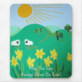 おもしろいの風光明媚なイラストレーションかわいい羊 マウスパッド