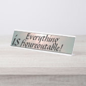 おもしろいはフィギュア可能! デスクネームプレート (正面)