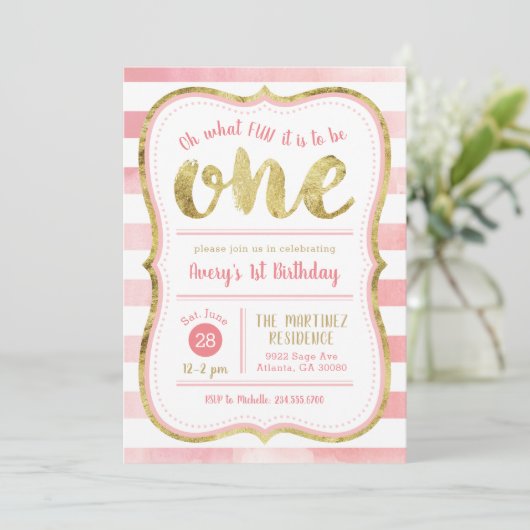 おもしろいはワンピンクと金ゴールドの最初の誕生日パーティー 招待状 (スタンド正面)