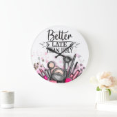 おもしろいは、醜い自慢的な化粧より遅い方が良い ラージ壁時計 (ホーム)