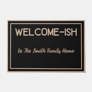 おもしろいへようこそ – Ish Black Tan/Personalize ドアマット