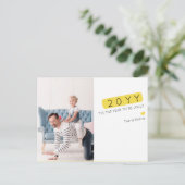 おもしろいよくはしゃぐお正月の願い シーズンポストカード (スタンド正面)