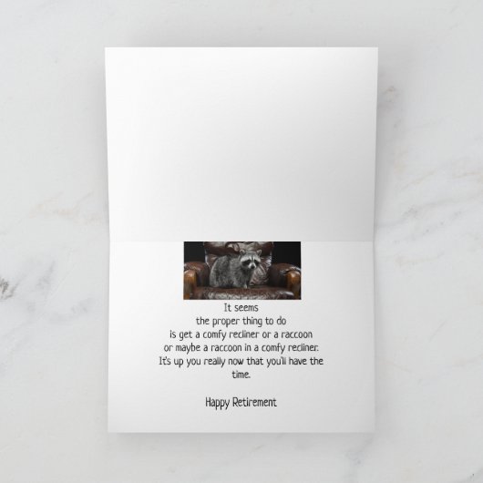 おもしろいアライグマ退職した カード (内部)