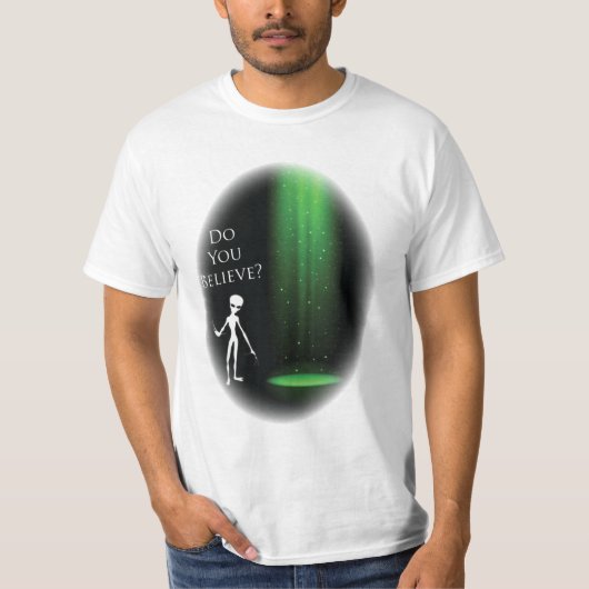 おもしろいエイリアン🎅🛸 UFOハローウィンパーティ Tシャツ (正面)