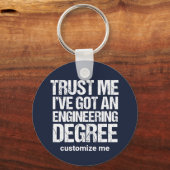 おもしろいエンジニアリング卒業カスタム技師 キーホルダー (正面)