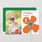 おもしろいオレンジデイジーポップ・アートのかわいいフォトガール1st誕生日 招待状 (正面/裏面)