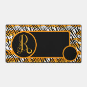 おもしろいオレンジ白黒タイガーストライプズモノグラムM デスクマット (正面)