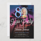 おもしろいカスタムフォトルアウ（ハワイ式宴会）80th誕生日パーティー 招待状 (正面)
