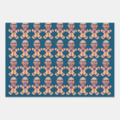 おもしろいカスタム顔写真ジンジャーブレッドマンクリスマス ラッピングペーパーシート (正面3)