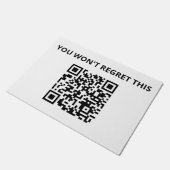 おもしろいカスタムQRコード ドアマット (アングル)