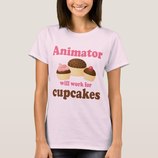 おもしろいカップケーキのアニメーターのために働きます Tシャツ (正面)