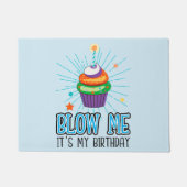 おもしろいカップケ吹ーキキャンドル私の誕生日 ドアマット (正面)