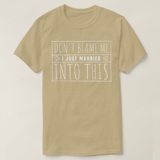 おもしろいカップル結婚した新結婚郎新婦Ma Tシャツ (デザイン正面)