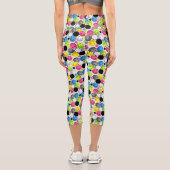 おもしろいカラフルスポーティなピックボール模様 カプリレギンス (裏面)