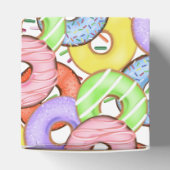 おもしろいカラフルパステルドーナツ誕生日 フェイバーボックス (上部)