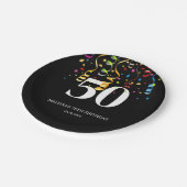おもしろいカラフル紙吹雪リボンブラック50誕生日 ペーパープレート (アングル)