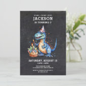 おもしろいキュート恐竜の黒板子供の誕生日 招待状 (スタンド正面)