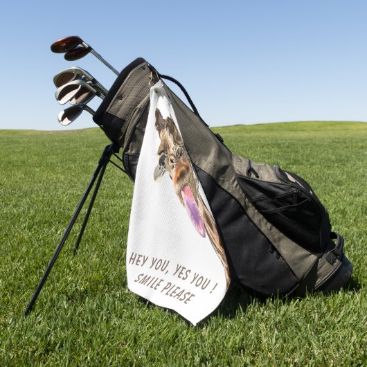 おもしろいキリン舌アウトとウイよくはしゃぐク – スマイル ゴルフタオル (グリーン)