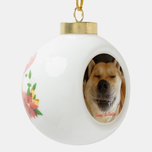 おもしろいクリスマスかわいいスマイルの秋田犬 セラミックボールオーナメント (左)