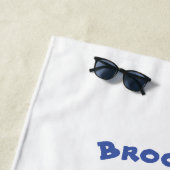 おもしろいクリスマスのサメイラストレーション ビーチタオル (インサイチュ)