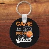 おもしろいゲームPre-Kバスケットボール学校初日 キーホルダー (正面)