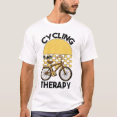 おもしろいサイクリングことわざ Tシャツ (正面)