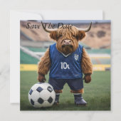 おもしろいサッカーの服を着た高地の牛 セーブザデート (正面)