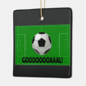 おもしろいサッカーボールとピッチゴール!（サッカー）スポーツ セラミックオーナメント (左)