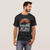 おもしろいサメが好き？ Tシャツ (正面フル)