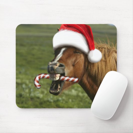 おもしろいサンタ帽をかぶったクリスマスの馬 マウスパッド (マウス)