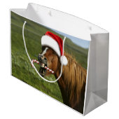 おもしろいサンタ帽をかぶったクリスマスの馬 ラージペーパーバッグ (裏面アングル)