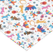 おもしろいサーカスの可愛い動物のパターン ショートテーブルランナー (コーナー)