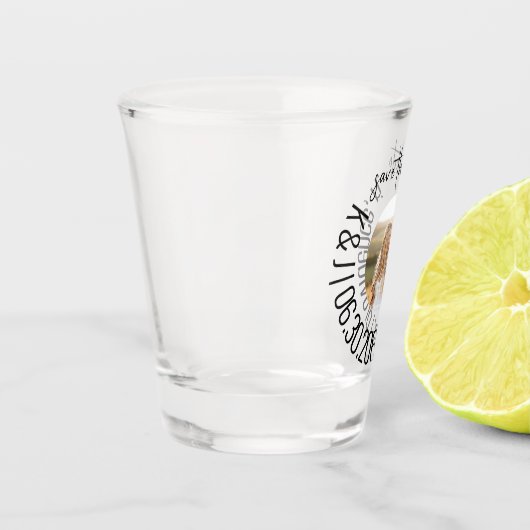 おもしろいショットグラス写真結婚式の日付を保存 ショットグラス (左)