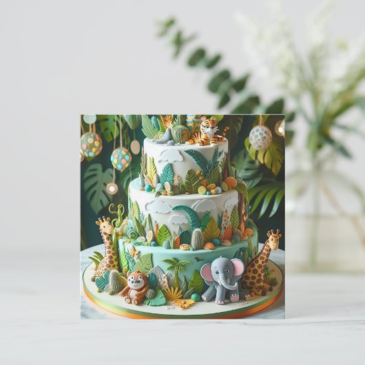 おもしろいジャングルをテーマにした子供の誕生日層ケーキ カード (スタンド正面)