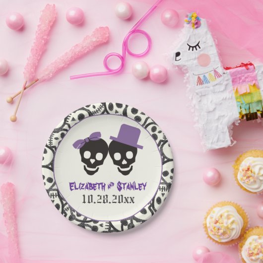 おもしろいスカルハロウィーン紫と黒結婚の ペーパープレート (パーティー)