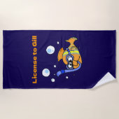 おもしろいスキューバダイビングフィッシュパンデザイン ビーチタオル (正面)