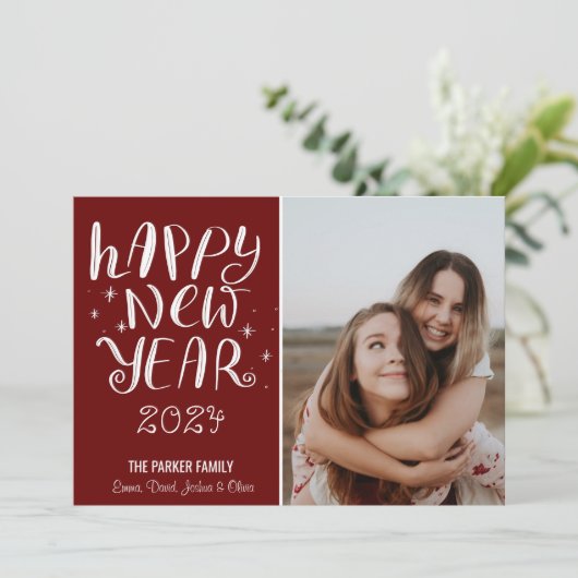 おもしろいスクリプトハッピーニューイヤー写真かわいい赤ストライプ色 シーズンカード (スタンド正面)