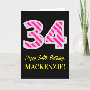 おもしろいストライプのピンク「34」、ハッピー34誕生日、名前 カード