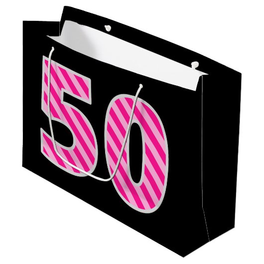 おもしろいストライプのピンク「50」、ハッピー50誕生日、名前 ラージペーパーバッグ (正面アングル)