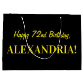 おもしろいストライプのピンク「72」、Happy 72誕生日、名前 ラージペーパーバッグ (裏面)