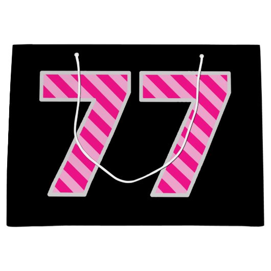 おもしろいストライプのピンク「77」、ハッピー77誕生日、名前 ラージペーパーバッグ (正面)