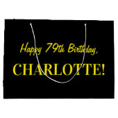 おもしろいストライプのピンク「79」、ハッピー79誕生日、名前 ラージペーパーバッグ (裏面)