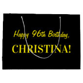 おもしろいストライプのピンク「96」、Happy 96誕生日、名前 ラージペーパーバッグ (裏面)