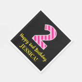 おもしろいストライプピンクの誕生日"2";ハッピーセカンドバースデー;名前 スタンダードランチョンナプキン (角)