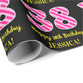 おもしろいストライプピンク色の誕生日"38"; Happy 38 ラッピングペーパー (ロールコーナー)