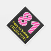 おもしろいストライプピンク色の誕生日"81"; Happy 81 スタンダードランチョンナプキン (角)