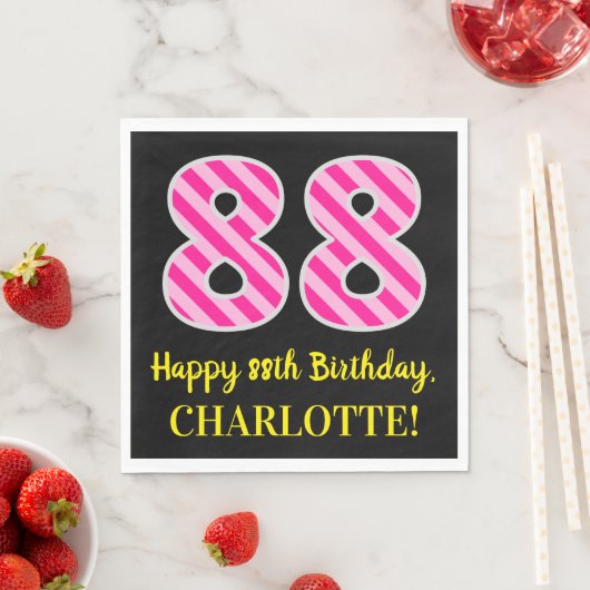 おもしろいストライプピンク色の誕生日"88"; Happy 88";名前 スタンダードランチョンナプキン (インサイチュ)